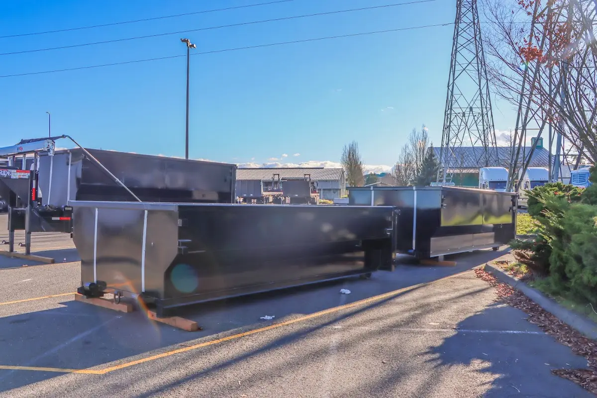 Professional dumpster rental and junk removal service in Hutchins